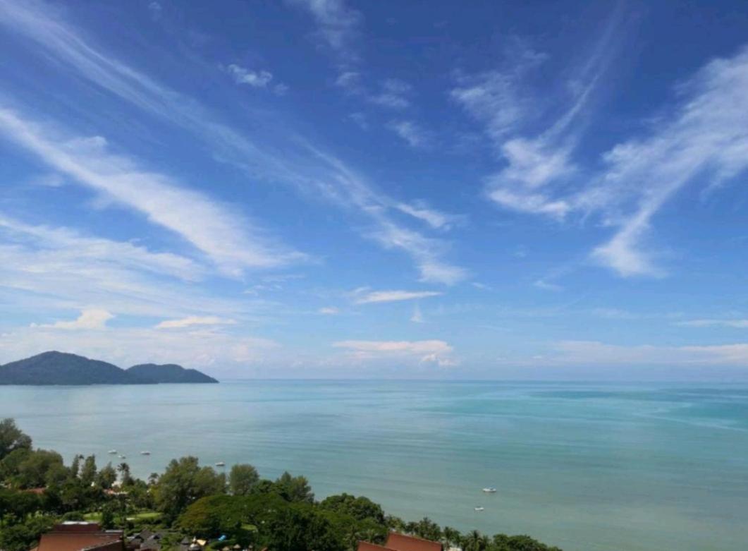 Deluxe Vip Seaview Batu Ferringhi 1503 - 3 Rooms ภายนอก รูปภาพ